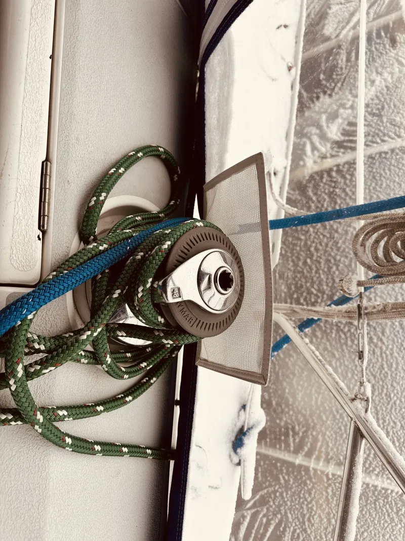 Slide: The Image of Hunter 41 1995 - 6035895