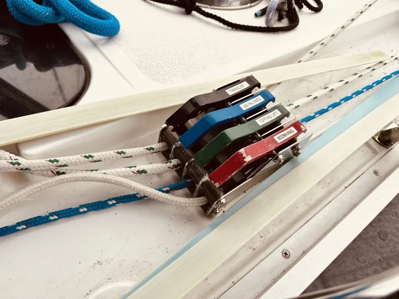 Slide: The Image of Hunter 41 1995 - 6035908