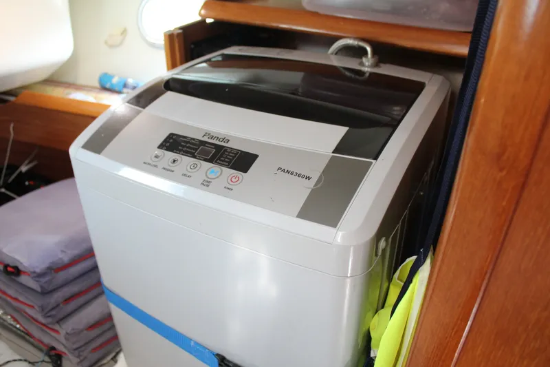 Slide: The Image of Jeanneau 45 Sun Odyssey 2006 - 6035241