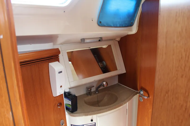 Slide: The Image of Jeanneau 45 Sun Odyssey 2006 - 6035247