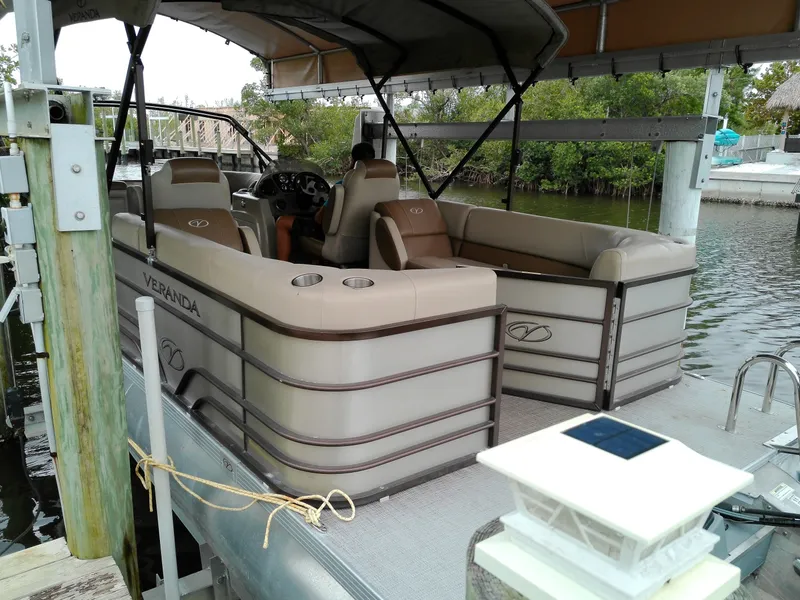 Slide: The Image of Veranda 22 2016 - 6035610