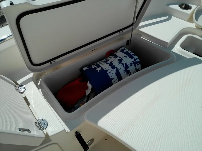 Slide: The Image of Grady-White 25 2015 - 6035646