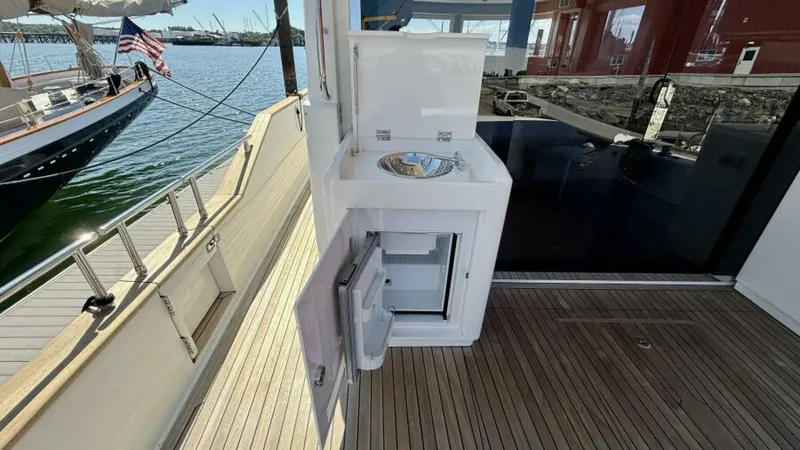 Slide: The Image of Sirena 58 2021 - 6035685