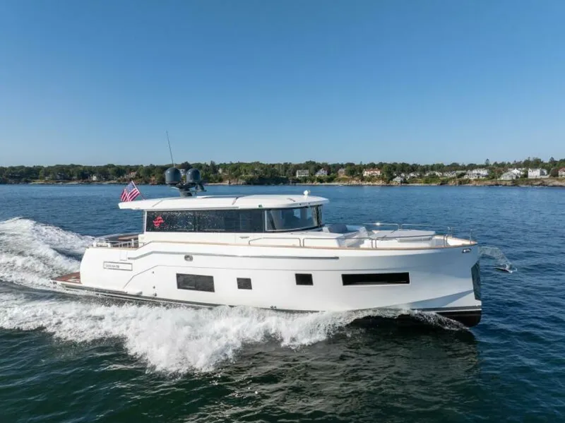 Slide: The Image of Sirena 58 2021 - 6035675