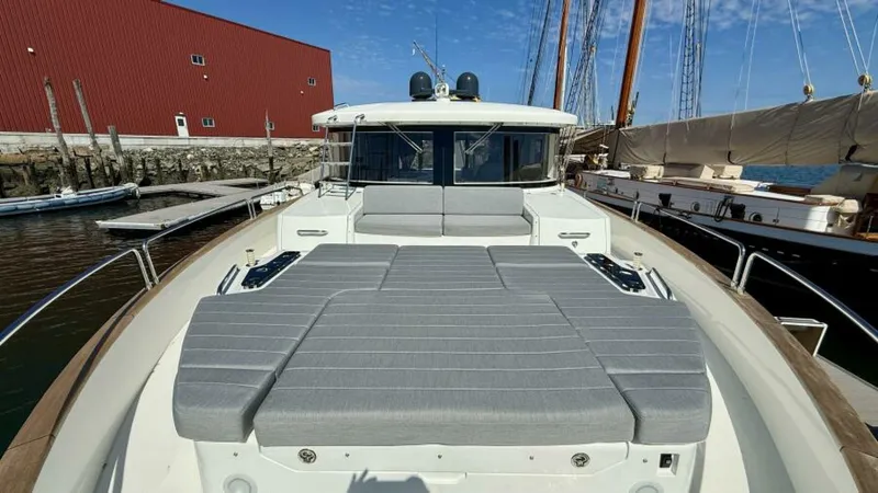 Slide: The Image of Sirena 58 2021 - 6035699