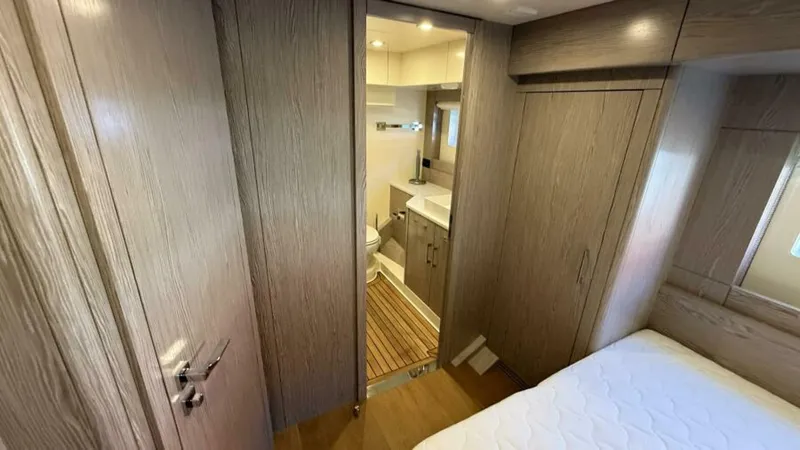 Slide: The Image of Sirena 58 2021 - 6035715