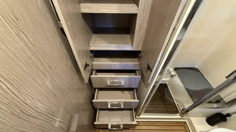 Slide: The Image of Sirena 58 2021 - 6035721