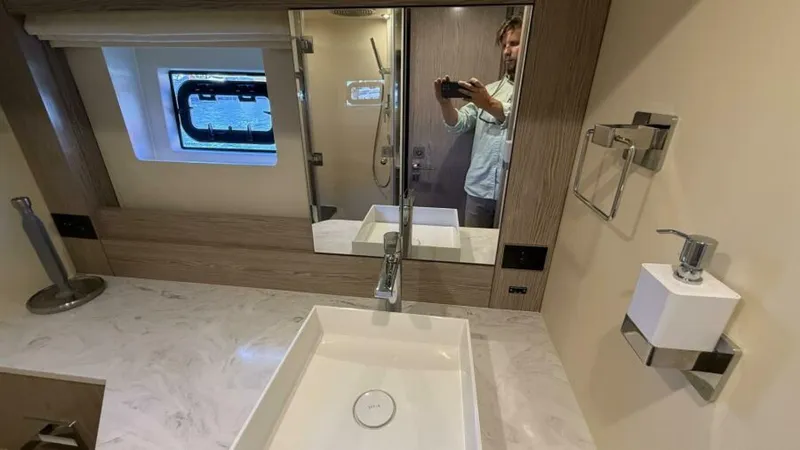 Slide: The Image of Sirena 58 2021 - 6035725