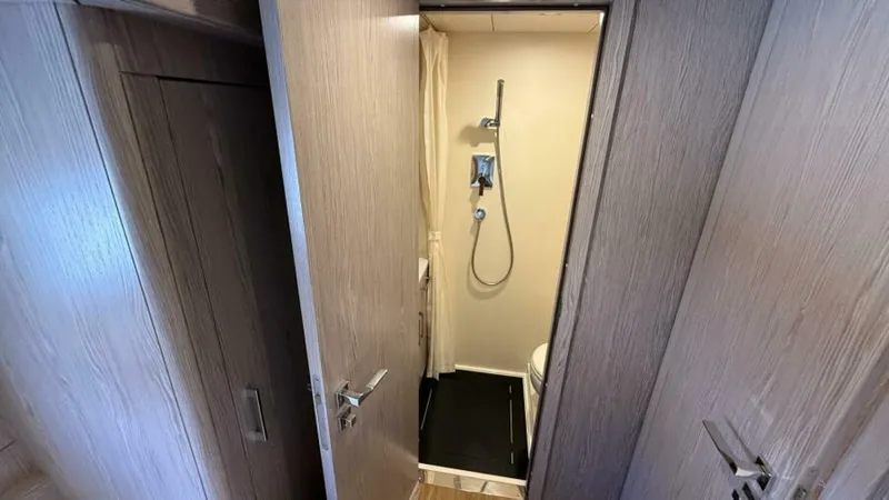 Slide: The Image of Sirena 58 2021 - 6035730