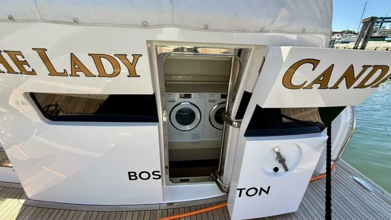 Slide: The Image of Sirena 58 2021 - 6035737