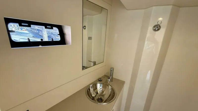 Slide: The Image of Sirena 58 2021 - 6035740