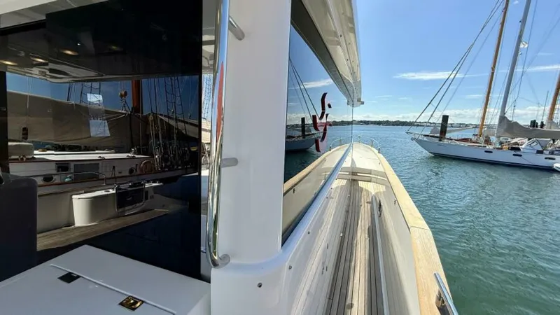 Slide: The Image of Sirena 58 2021 - 6035746