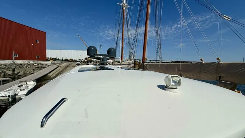 Slide: The Image of Sirena 58 2021 - 6035747