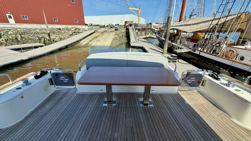 Slide: The Image of Sirena 58 2021 - 6035681