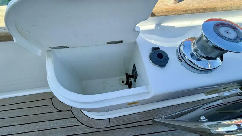 Slide: The Image of Sirena 58 2021 - 6035761