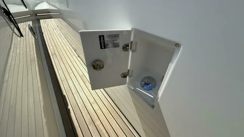 Slide: The Image of Sirena 58 2021 - 6035762