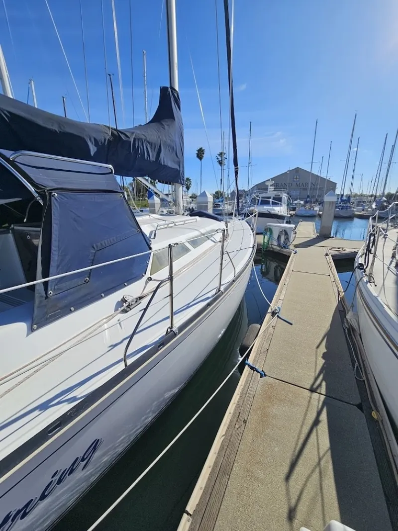 Slide: The Image of C&C 33 2000 - 6035928