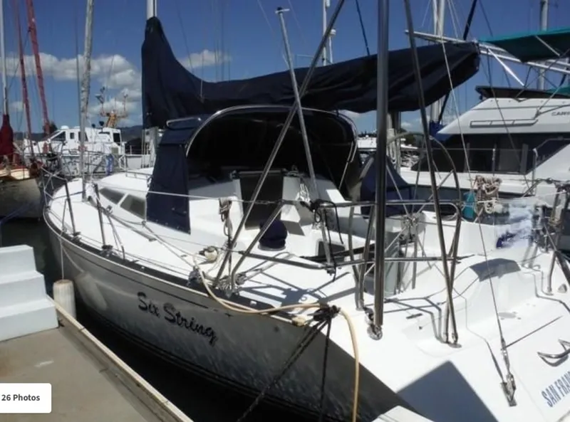 Slide: The Image of C&C 33 2000 - 6035941