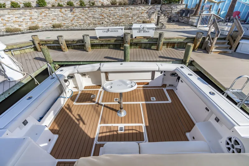 Slide: The Image of Tiara 4100 Open 2002 - 6037470