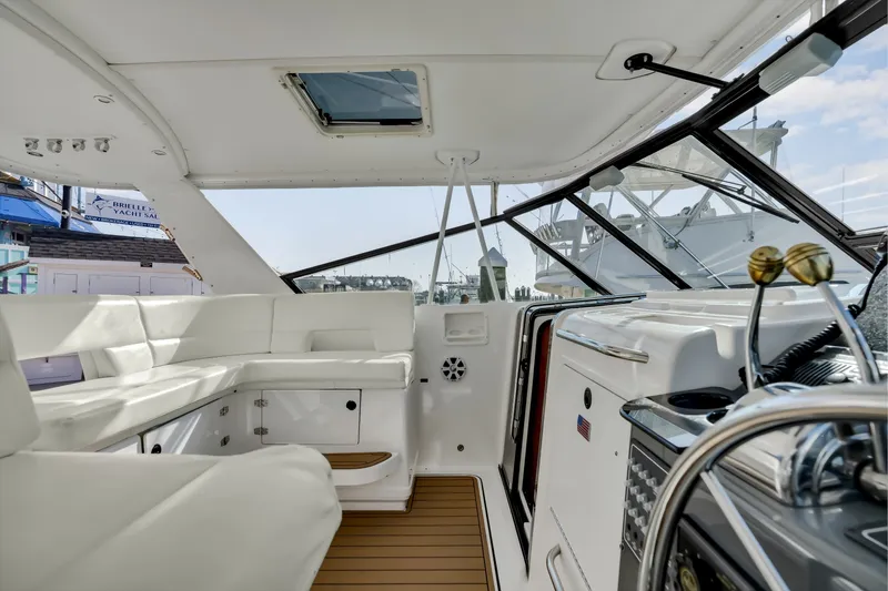 Slide: The Image of Tiara 4100 Open 2002 - 6037494