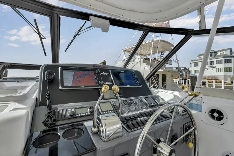 Slide: The Image of Tiara 4100 Open 2002 - 6037504