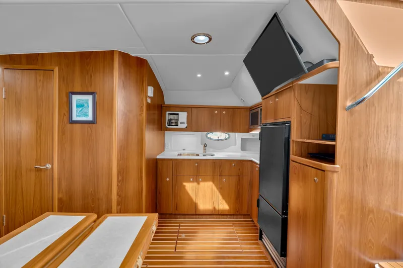 Slide: The Image of Tiara 4100 Open 2002 - 6037523