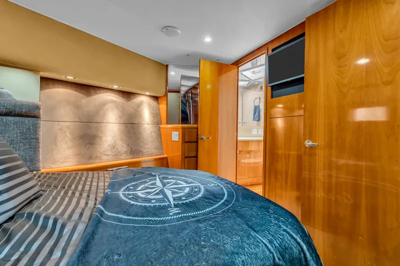 Slide: The Image of Hatteras 55 Convertible 2001 - 6036917