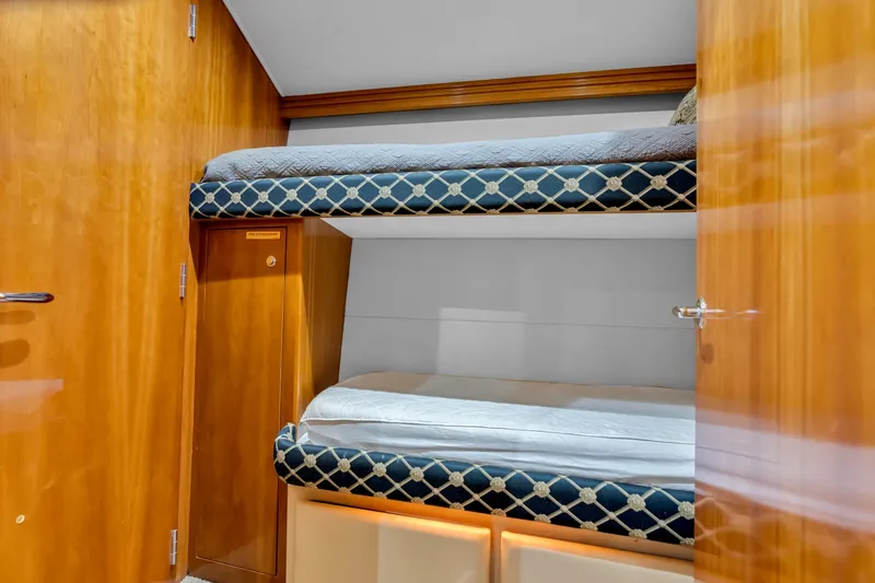 Slide: The Image of Hatteras 55 Convertible 2001 - 6037062