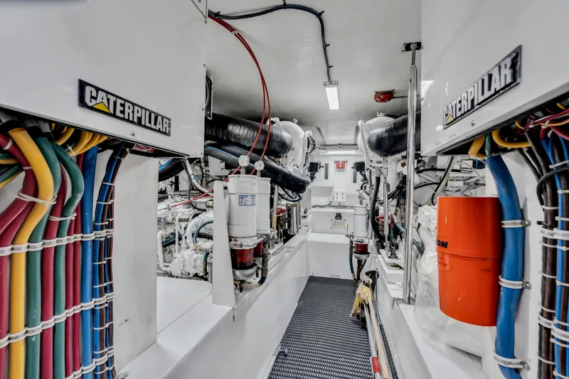 Slide: The Image of Hatteras 55 Convertible 2001 - 6037487