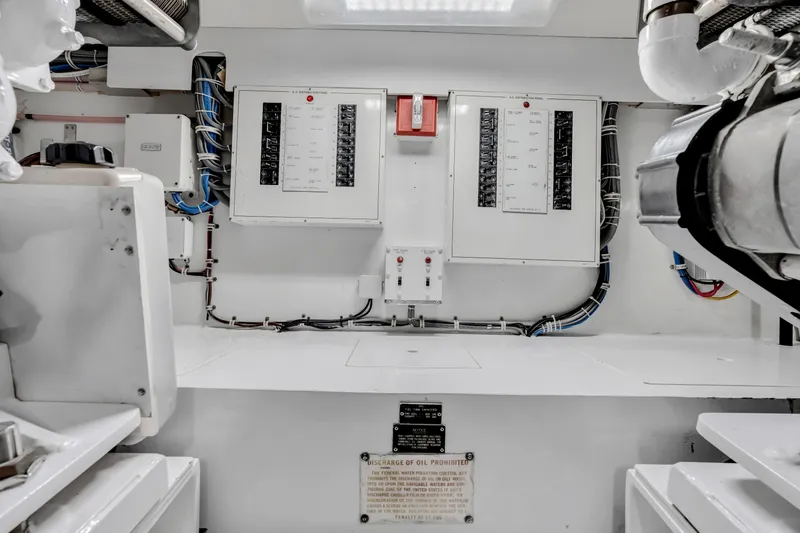 Slide: The Image of Hatteras 55 Convertible 2001 - 6037781