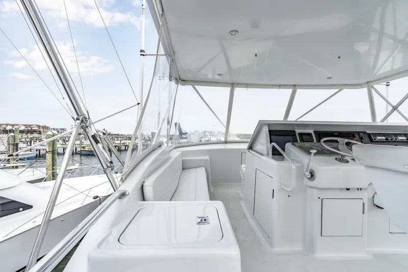 Slide: The Image of Hatteras 55 Convertible 2001 - 6037829