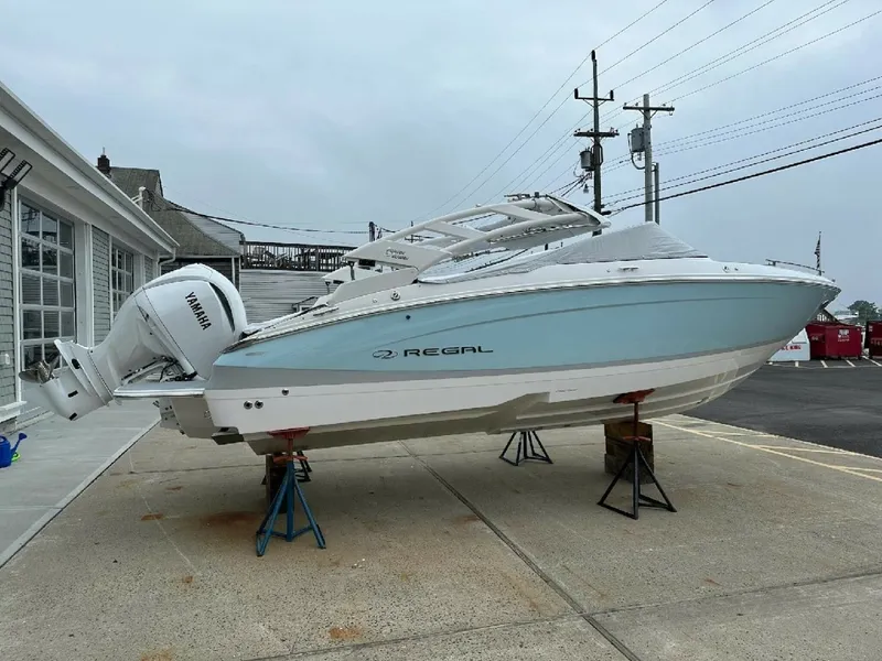 Slide: The Image of Regal LX4 2025 - 6036736