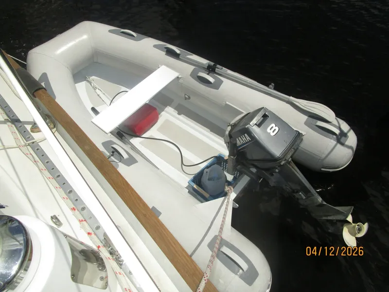 Slide: The Image of 41' Rival tender3 - 6037205