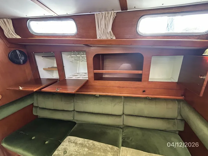 Slide: The Image of 41' Rival salon starboard storage - 6037185