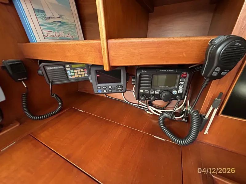 Slide: The Image of 41' Rival nav station electronics - 6037148