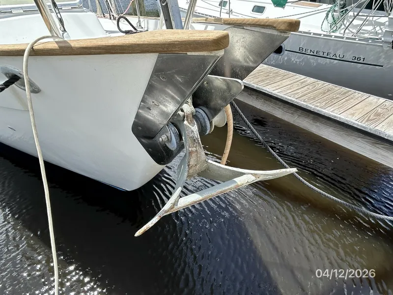 Slide: The Image of 41' Rival anchor - 6036953