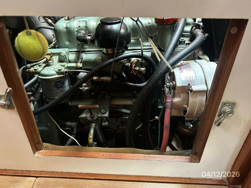 Slide: The Image of 41' Rival auxiliary access3 - 6037056