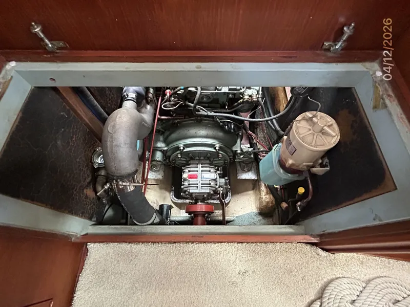 Slide: The Image of 41' Rival auxiliary access4 - 6037057