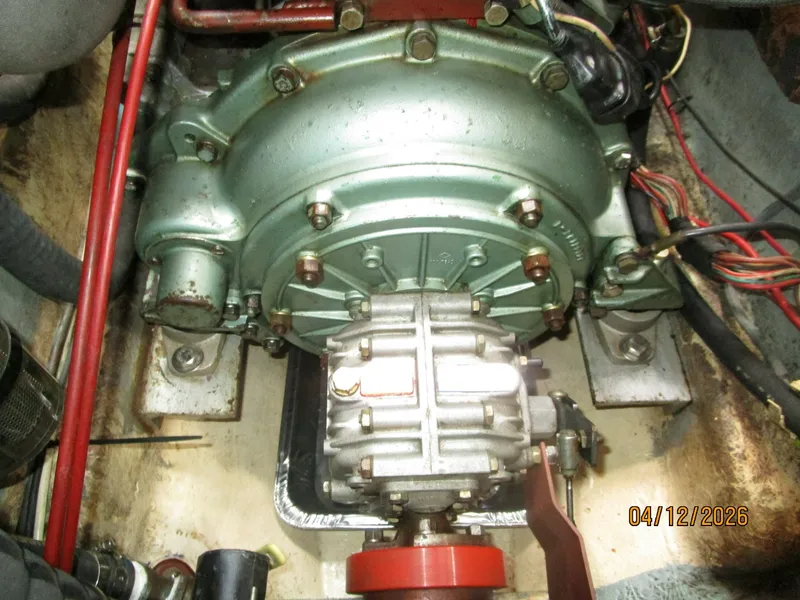 Slide: The Image of 41' Rival auxiliary gearbox - 6037054