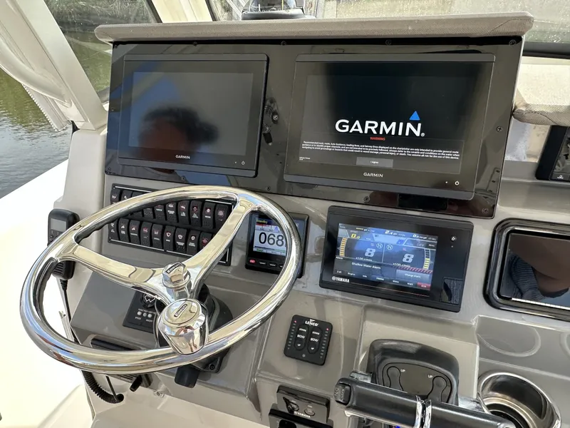 Slide: The Image of PURSUIT 28 S288 - Helm 2019 Pursuit S288 Center Console - 6037163