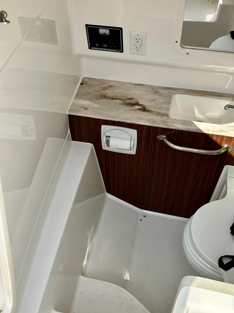 Slide: The Image of PURSUIT 28 S288 - Head 2019 Pursuit S288 Center Console - 6037238