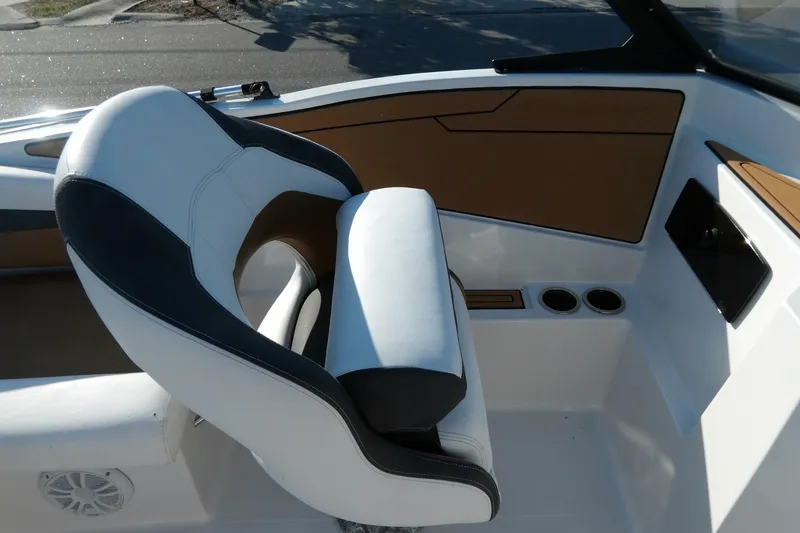 Slide: The Image of Starcraft 1900 RE Limited 2022 - 6037873