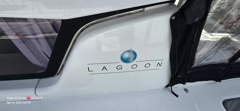Slide: The Image of Lagoon 42 2017 - 6041407
