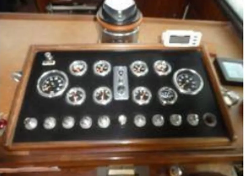 Slide: The Image of Hatteras Double Cabin 1972 - 6038137