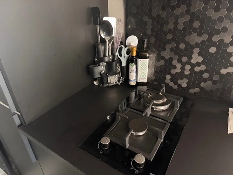 Slide: The Image of Three Buoys Houseboat 1985 - 6038284