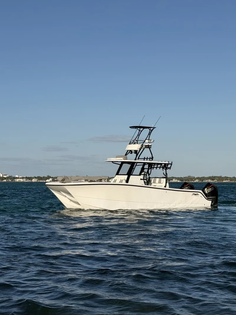 The Image of Invincible 33 Catamaran 2023 - 6038483