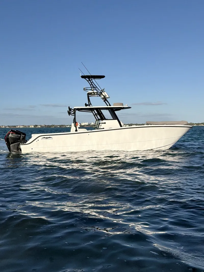 Slide: The Image of Invincible 33 Catamaran 2023 - 6038487