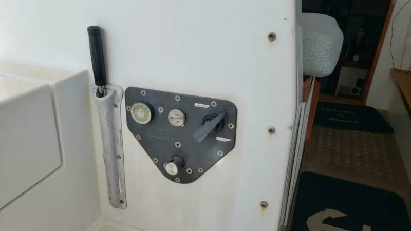 Slide: The Image of Little Harbor 51 Pilothouse 1996 - 6038440