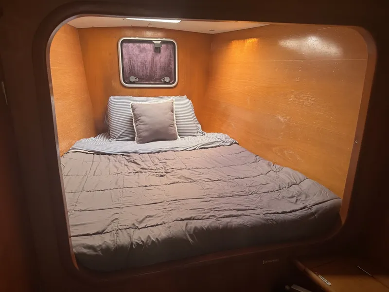 Slide: The Image of Lagoon 410 S2 2004 - 6049017