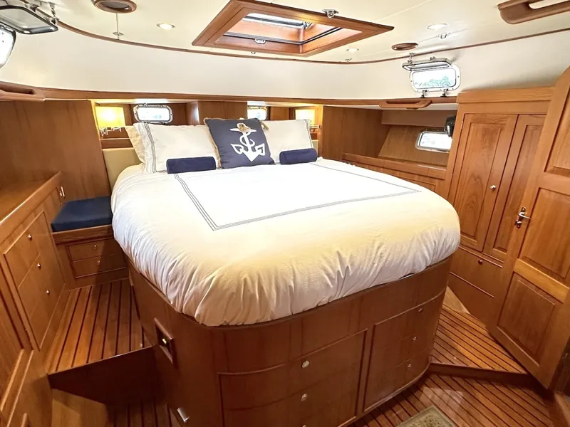 Slide: The Image of Hylas 56 2012 - 6038775